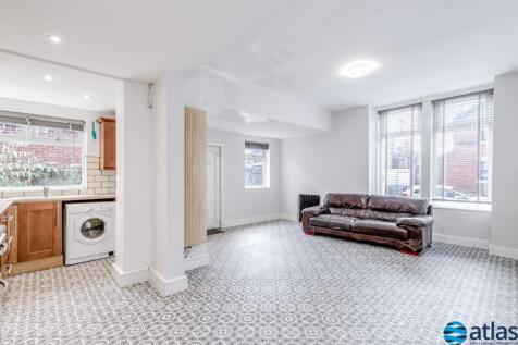 Kitchen/Living Area