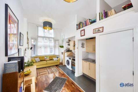 Kitchen/Living Area