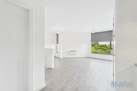 Living/Kitchen Area