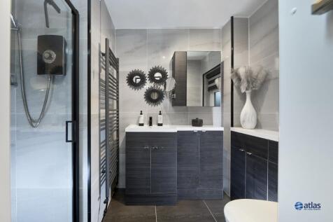 En-suite To Bedroom One