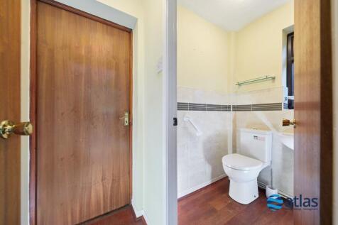Ground Floor Wc