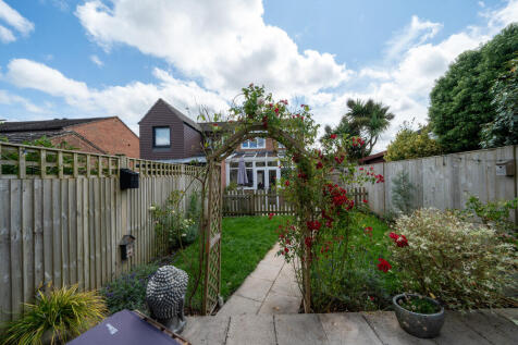 Property Image 16