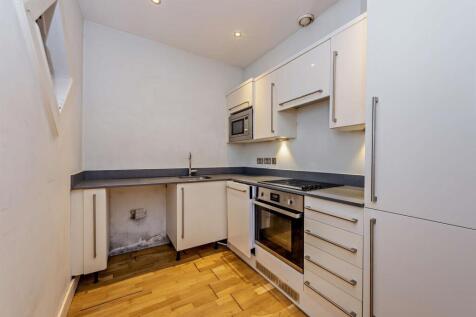 8634125-interior01-800.jpg