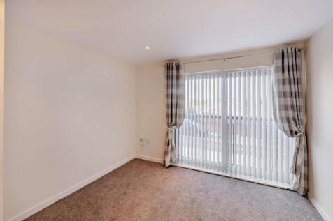8633060-interior03-800.jpg