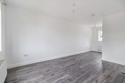 8640300-interior08-800.jpg