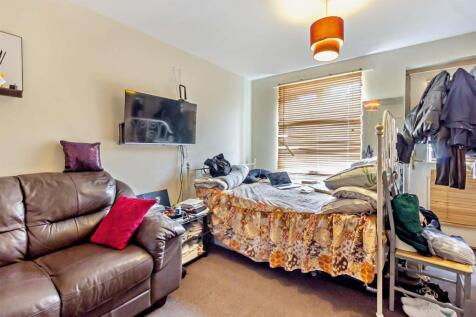 8640308-interior04-800.jpg