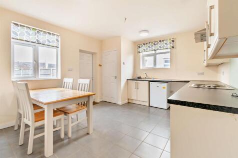 8641400-interior16-800.jpg