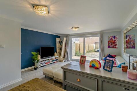 8642013-interior20-800.jpg