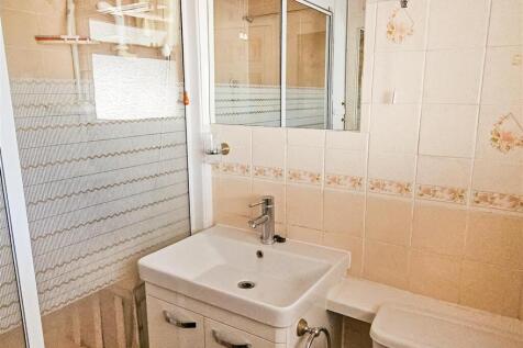 ShowerWCIm2.jpg
