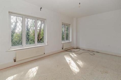 8644003-interior11-800.jpg