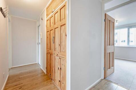8650103-interior10-800.jpg