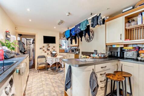 8650315-interior19-800.jpg
