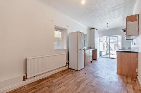 8652290-interior03-800.jpg