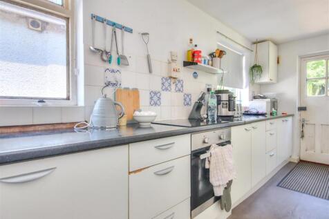 14-06-2025__10-16-36_Kitchen_1.ZzMPn.jpg