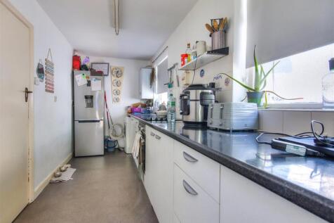 14-06-2025__10-16-37_Kitchen_2.70Opm.jpg