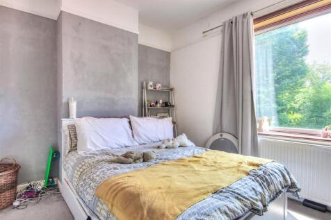 14-06-2025__10-16-32_Bedroom_2.kQiRI.jpg