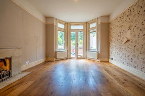 Flat 1 Bedroom 1