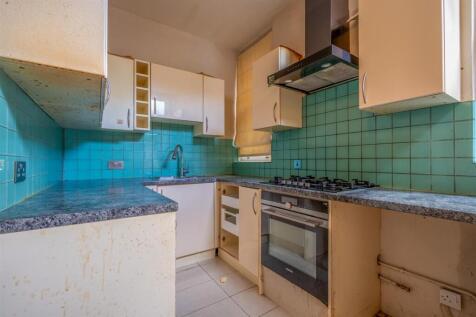 Flat 1 Kitchen