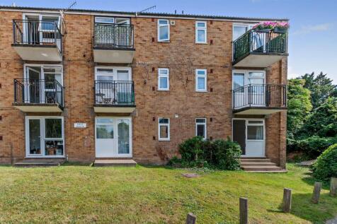 8657605-exterior08-800.jpg