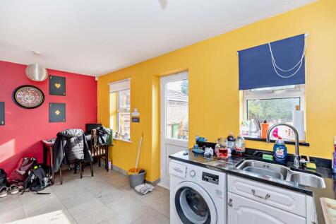 8659037-interior02-800.jpg