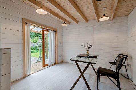 8659030-interior01-800.jpg