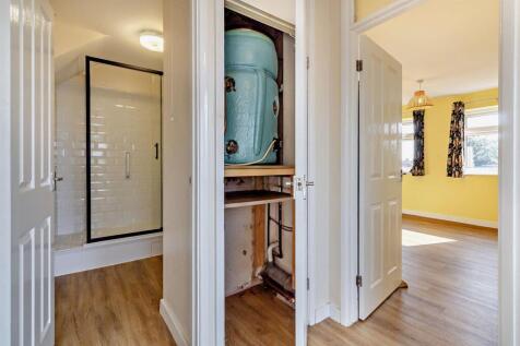 8660353-interior13-800.jpg