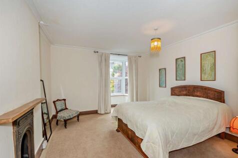 8660047-interior11-800.jpg