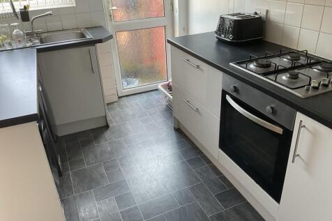 23, Dooley Drive, Bootle, L30 8RP_Page_04_Image_00
