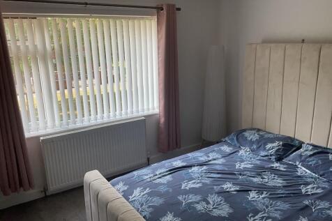 23, Dooley Drive, Bootle, L30 8RP_Page_12_Image_00