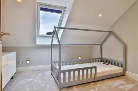 BEDROOM FIVE
