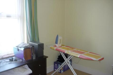 Bedroom 3.JPG