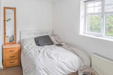 30-08-2025__09-37-37_Bedroom_2__1_.3k2h7.jpg