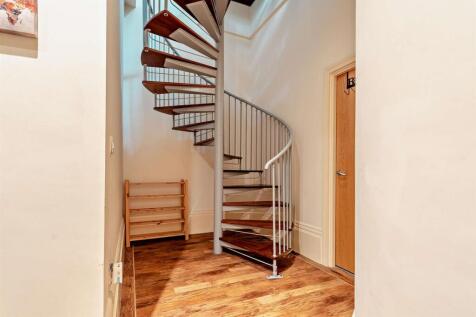 8663207-interior16-800.jpg
