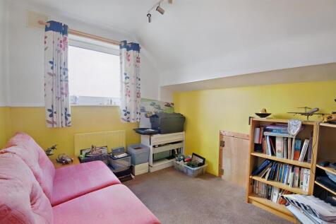 8565392-interior05-800.JPG