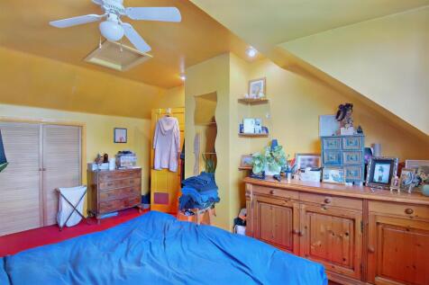 8565392-interior02-800.JPG