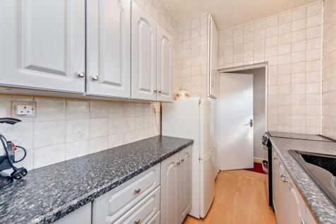 8663004-interior08-800.jpg