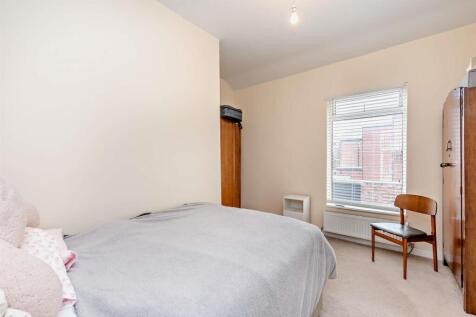 8663004-interior02-800.jpg