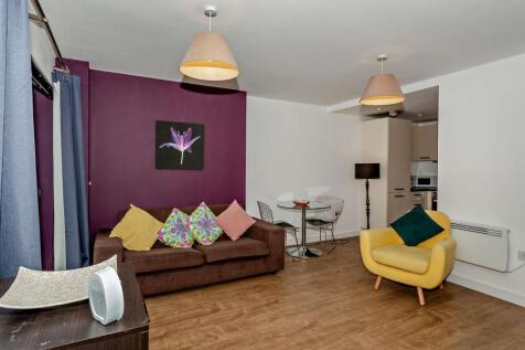 8663969-interior10-800.jpg