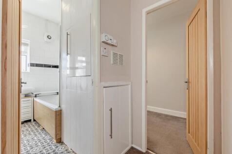 8664442-interior04-800.jpg