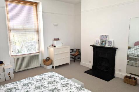 WhatsApp Image 2025-11-07 at 13.24.32_85d1470e.jpg