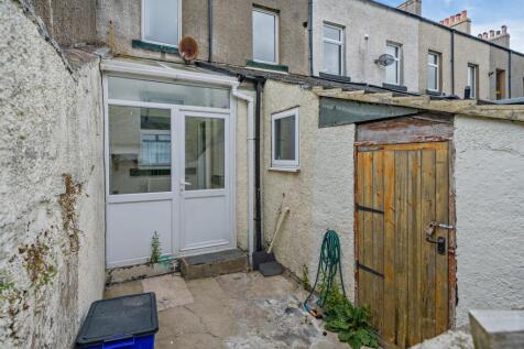 8656129-exterior01-800.jpg