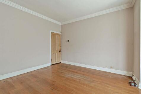 8665389-interior02-800.jpg