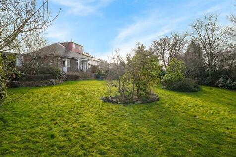 21HeadlandDr-13.jpg