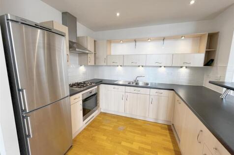 Kitchen.JPG
