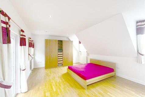 Bed3.JPG