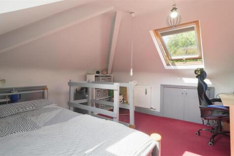 40LydgateHallCres-20.jpg