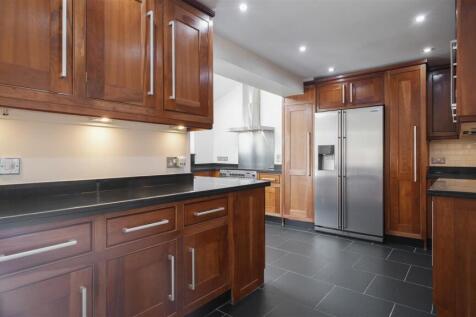 16SandygateGrangeDr-02.jpg