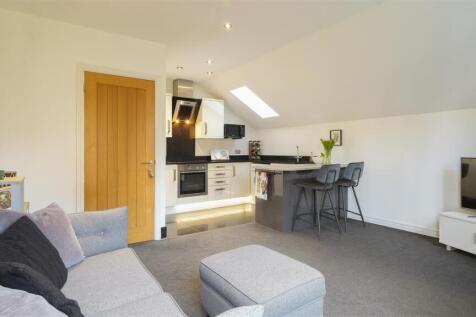 18GloucesterCres-11.jpg