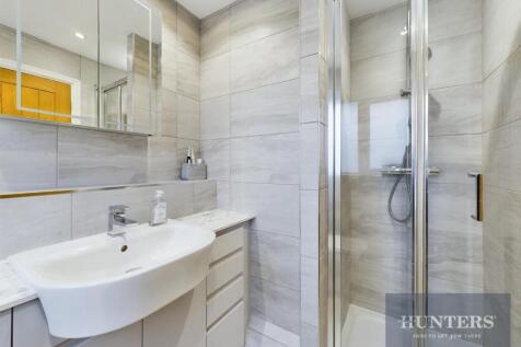 En-Suite (Bedrrom 1)