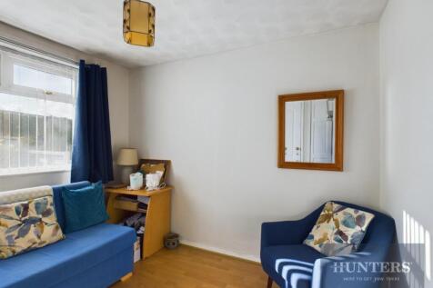 Bedroom / Reception Room